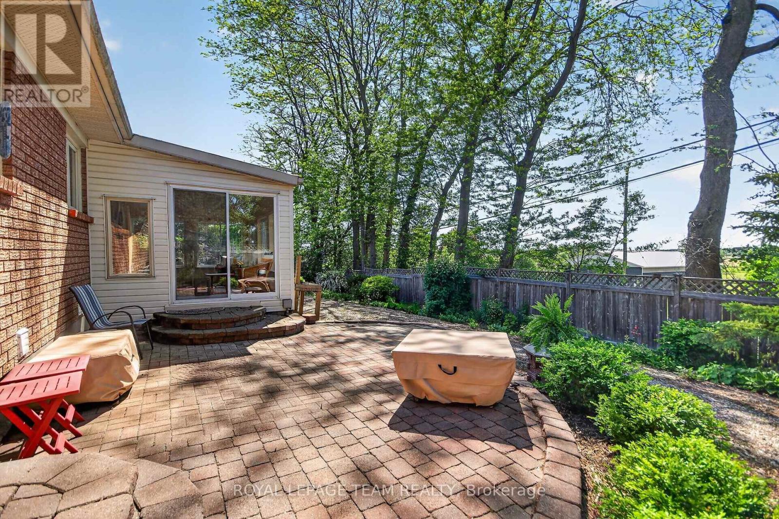 2456 GARMIL CRESCENT - 35