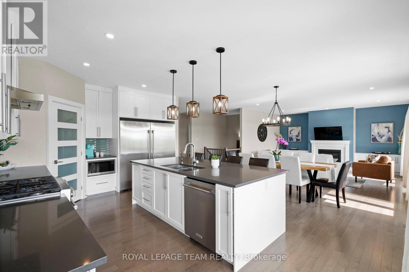 381 JOHNNY PORTER DRIVE - 14