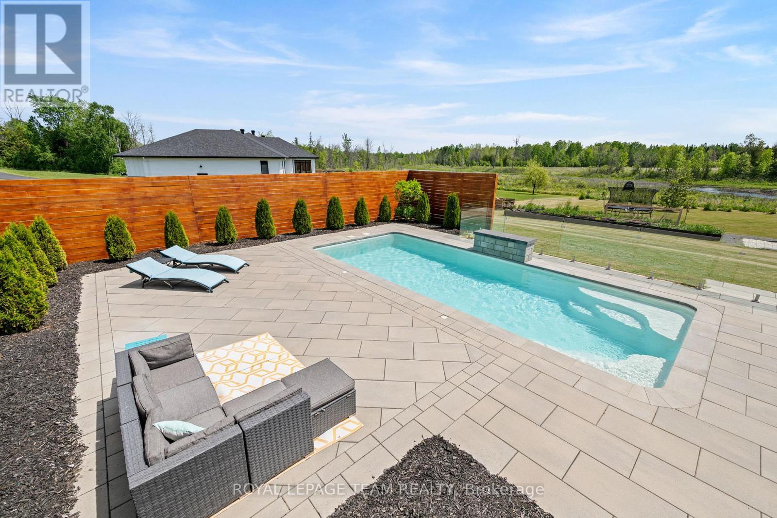 381 JOHNNY PORTER DRIVE - 37