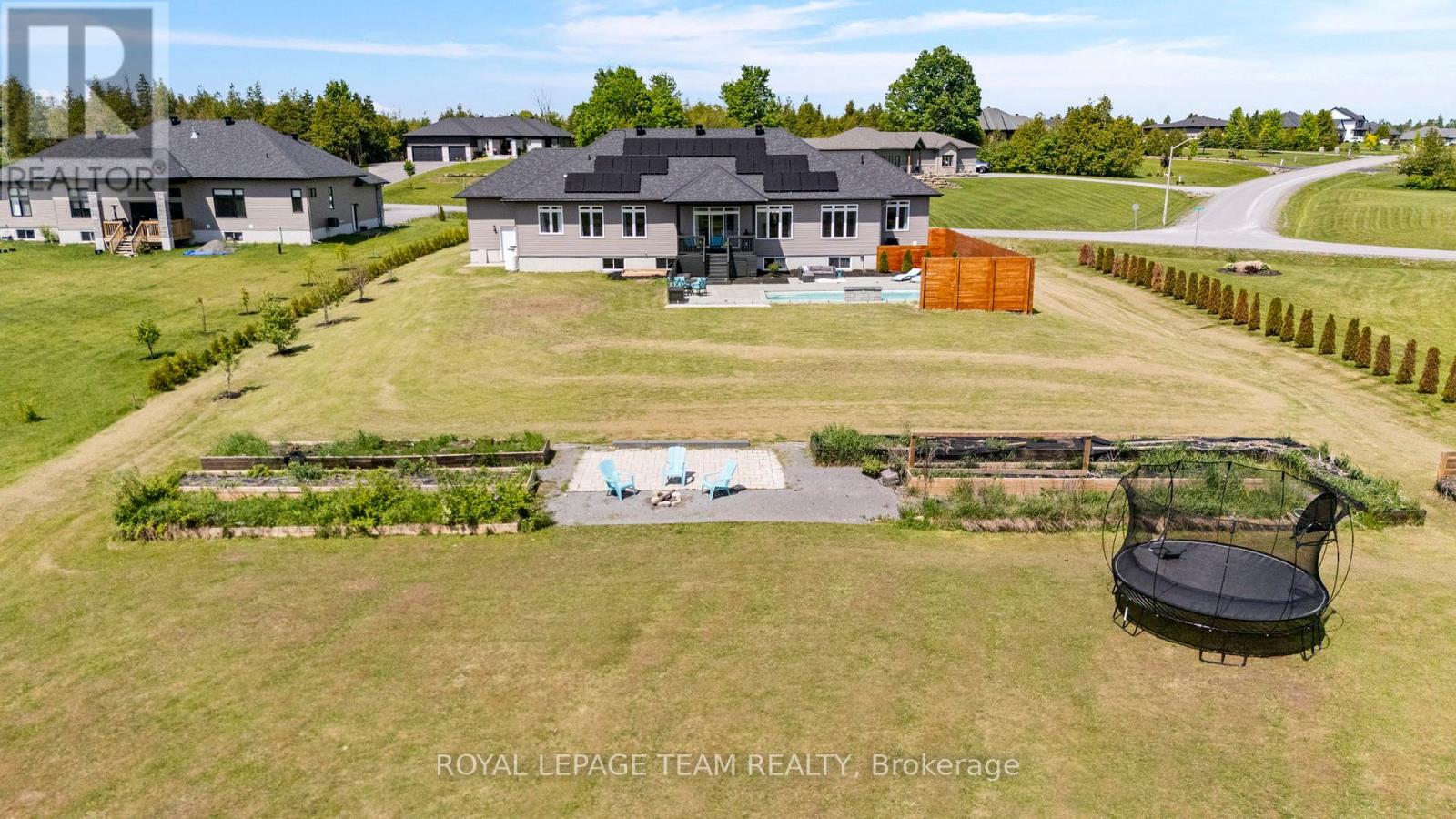 381 JOHNNY PORTER DRIVE - 44