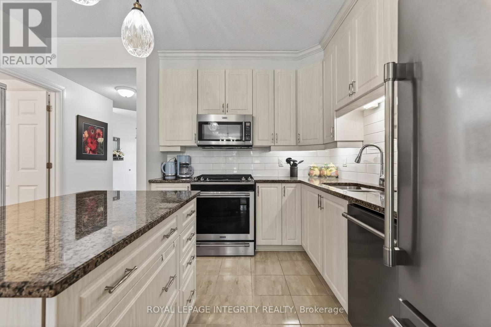 #172 304 MASTERS LANE - Image 10