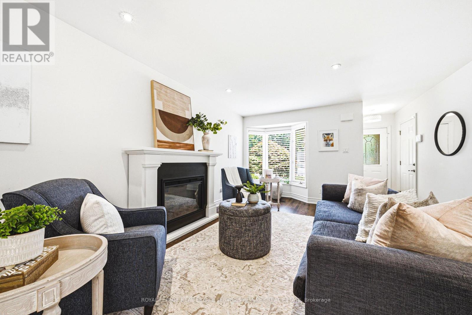 744 MIRIAM CRESCENT - Image 3