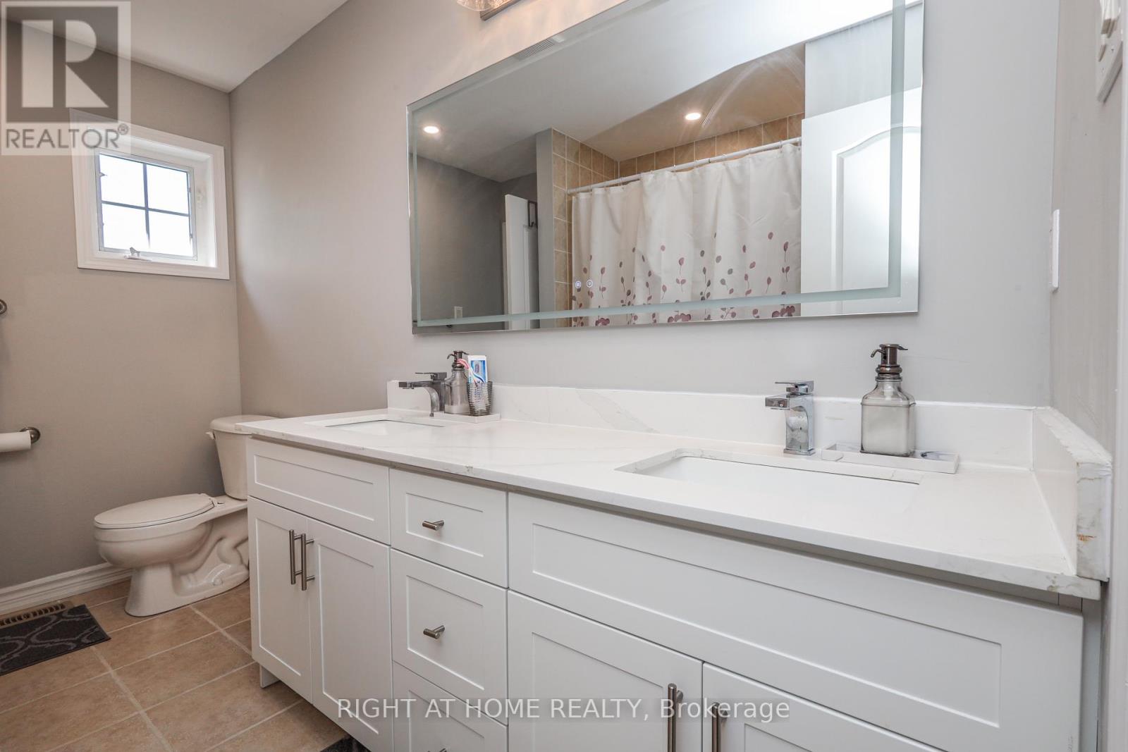 978 COUSENS TERRACE - 20