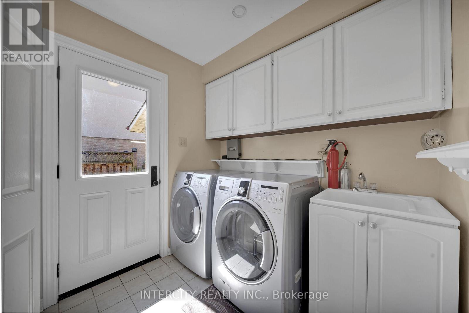 173 ALL SAINTS CRESCENT - 22