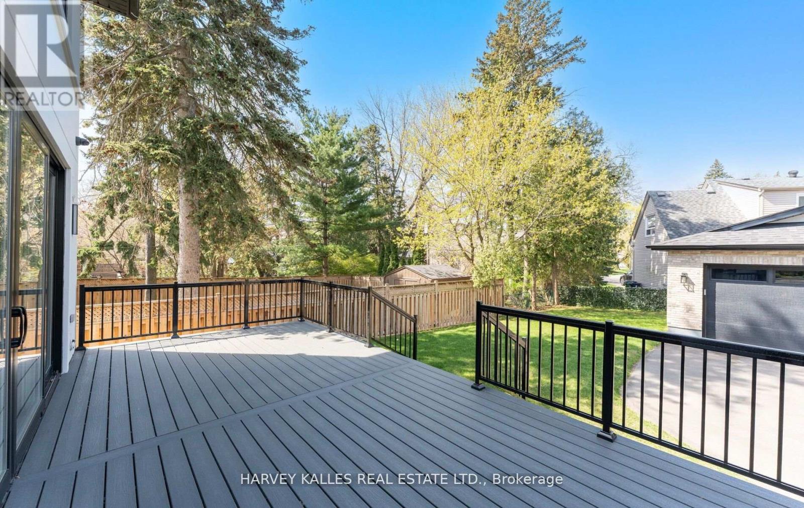 94 PRINCE EDWARD DRIVE S - 47