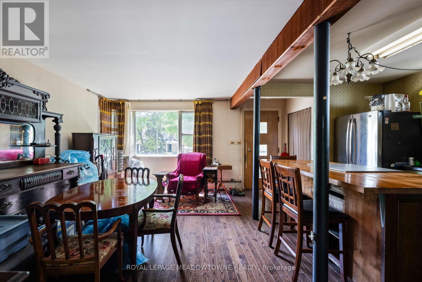 182 LAKESHORE DRIVE - 26