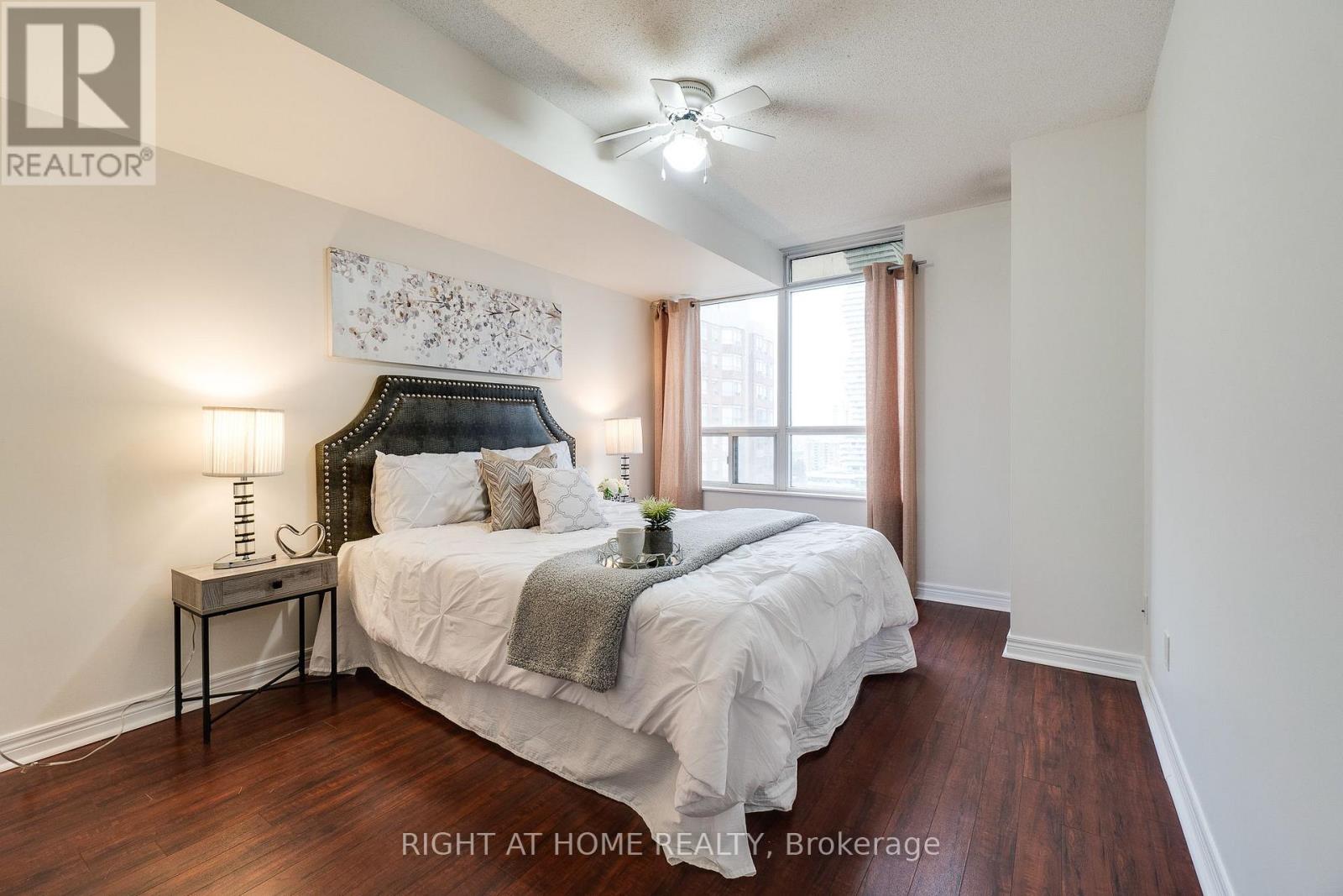 #1713 310 BURNHAMTHORPE ROAD - 17