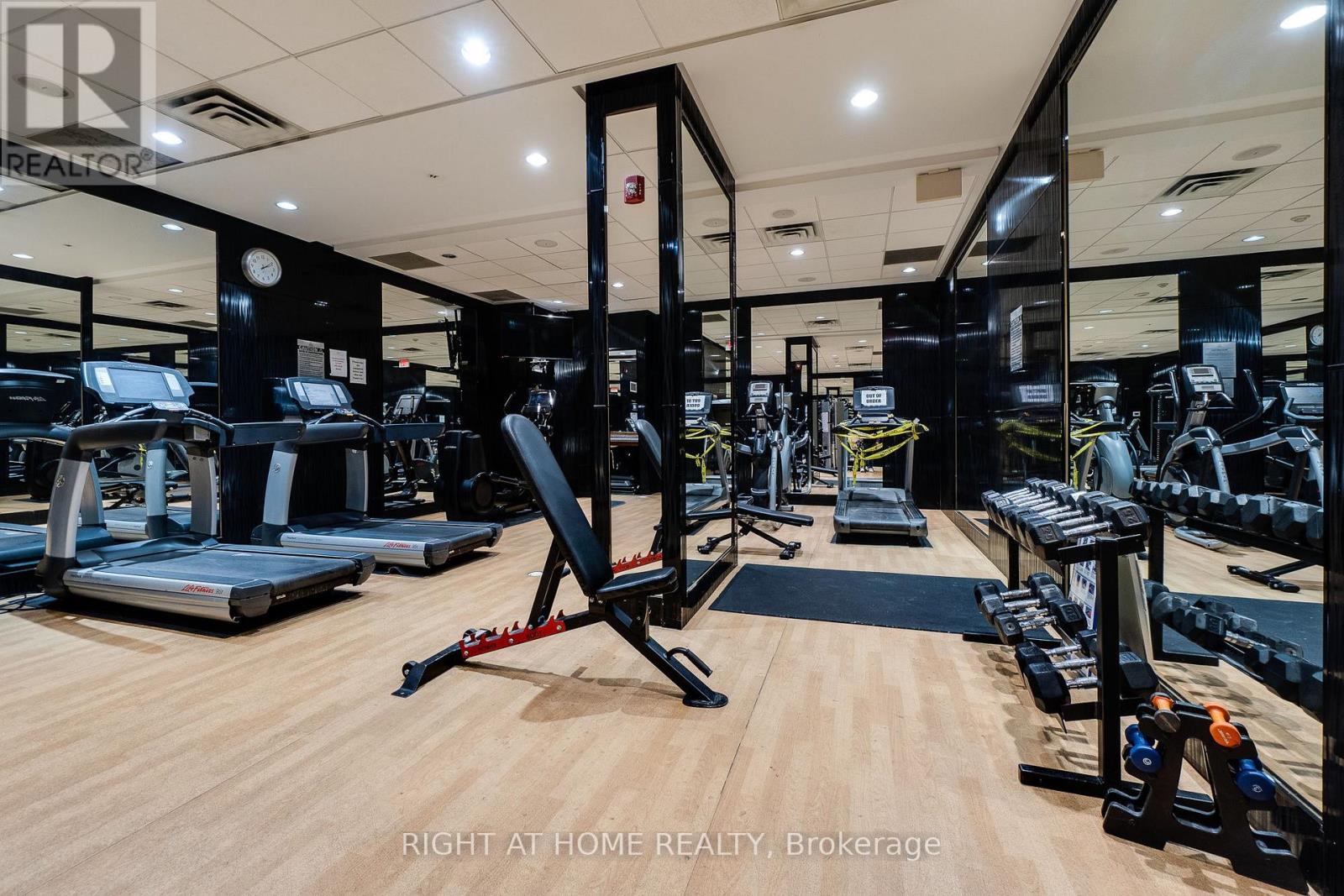 #1713 310 BURNHAMTHORPE ROAD - 32