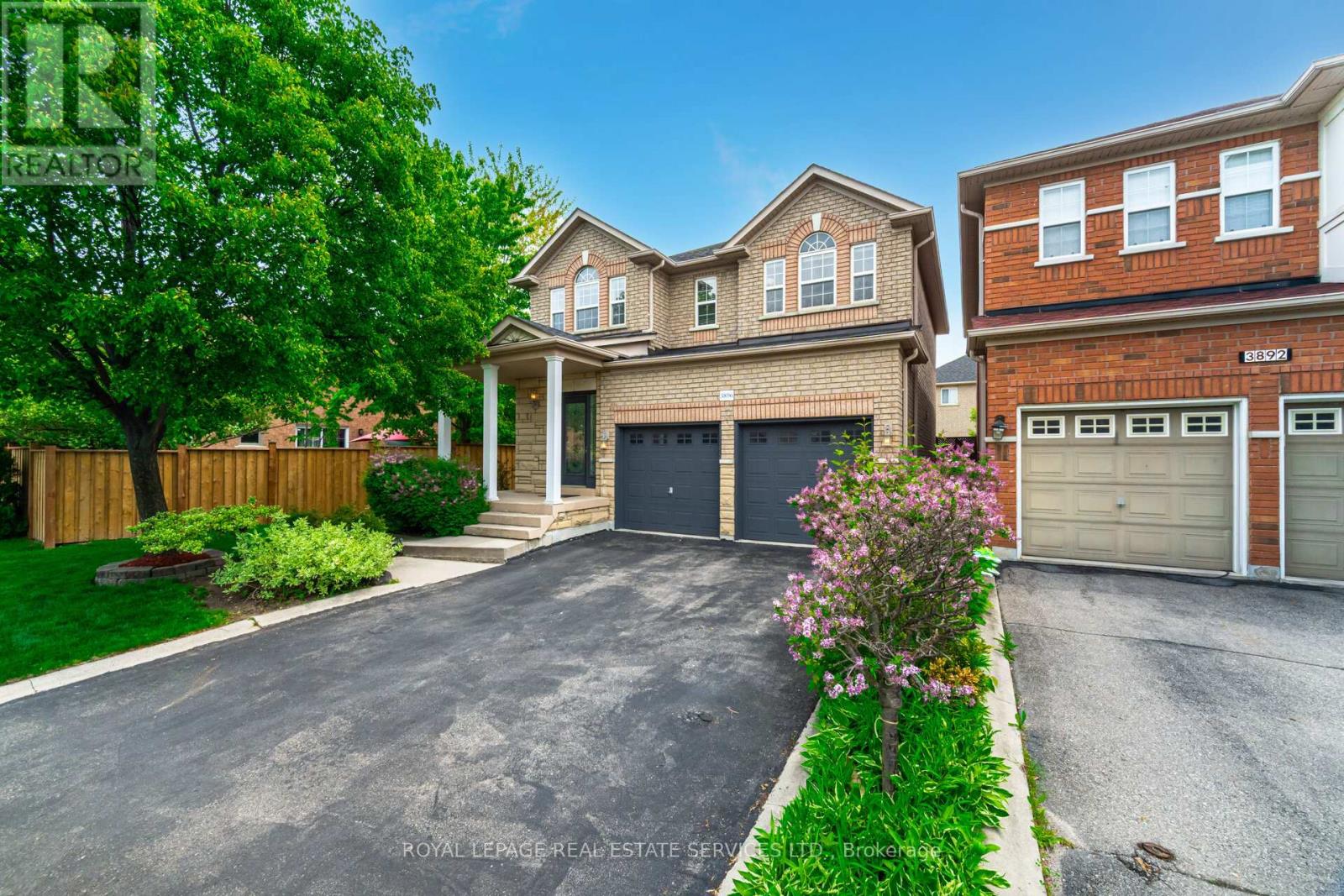 3896 BLOOMINGTON CRESCENT - 4