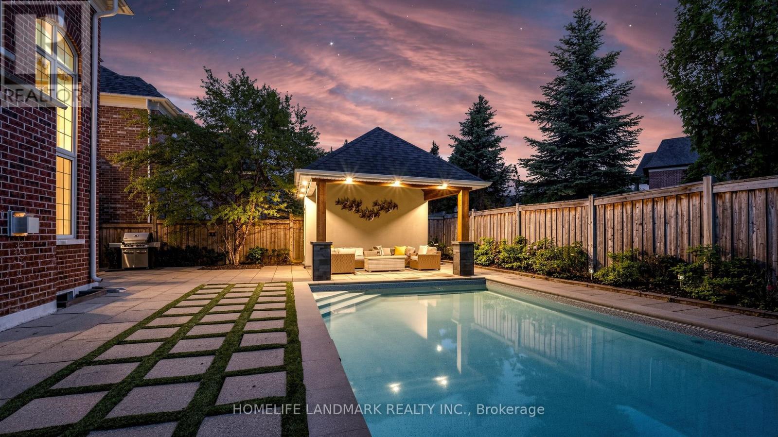49 LANGDON DRIVE - 44