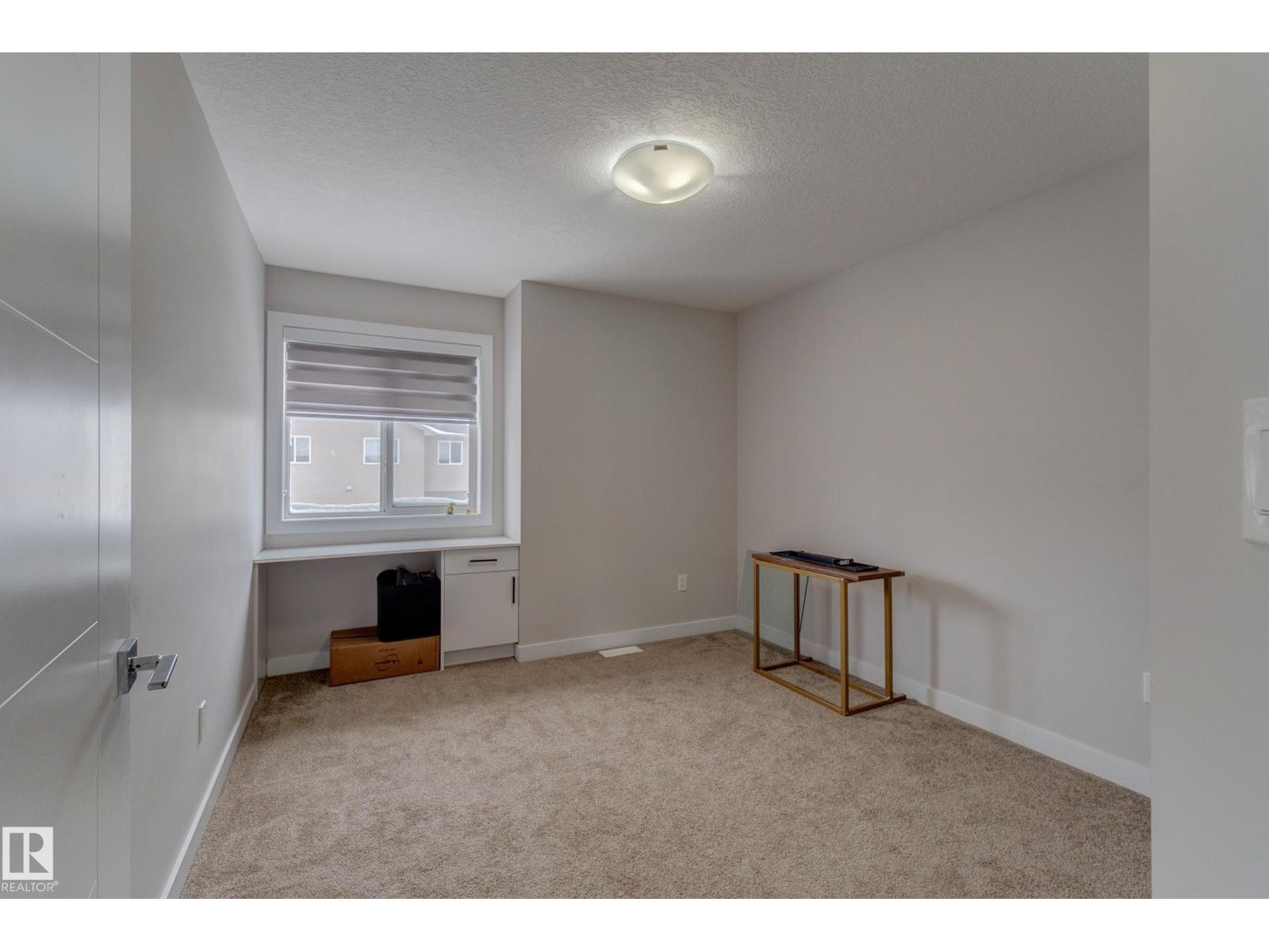 #46 1703 16 AV NW NW - 27