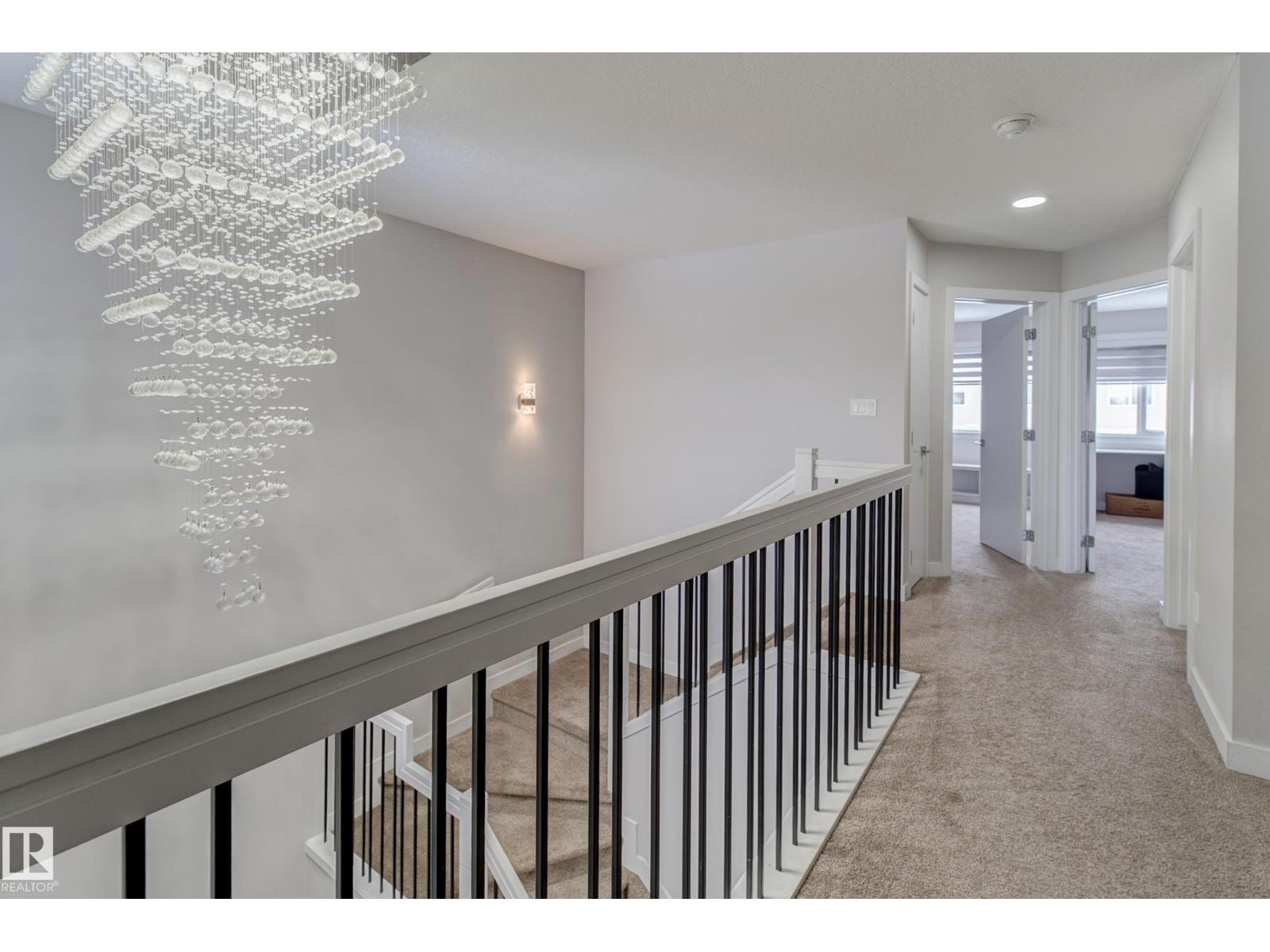#46 1703 16 AV NW NW - 24
