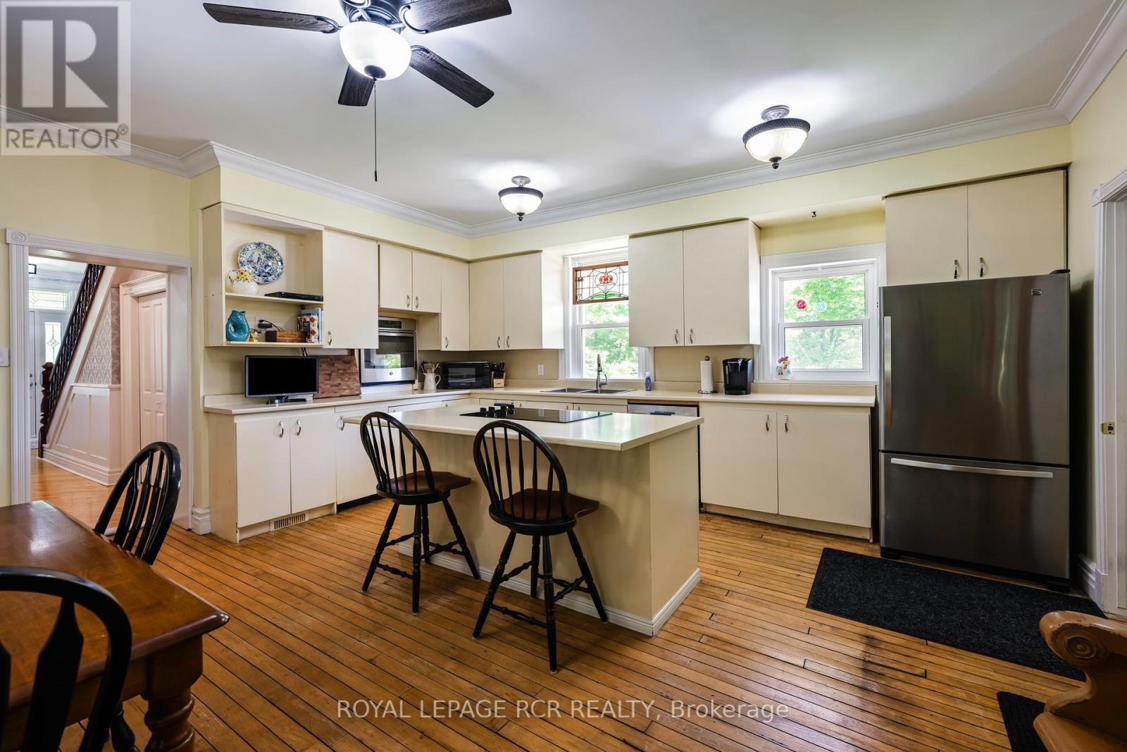 126402 SOUTHGATE ROAD 12 - 10