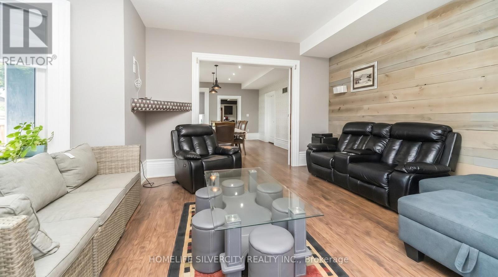184 POTTRUFF ROAD - 14