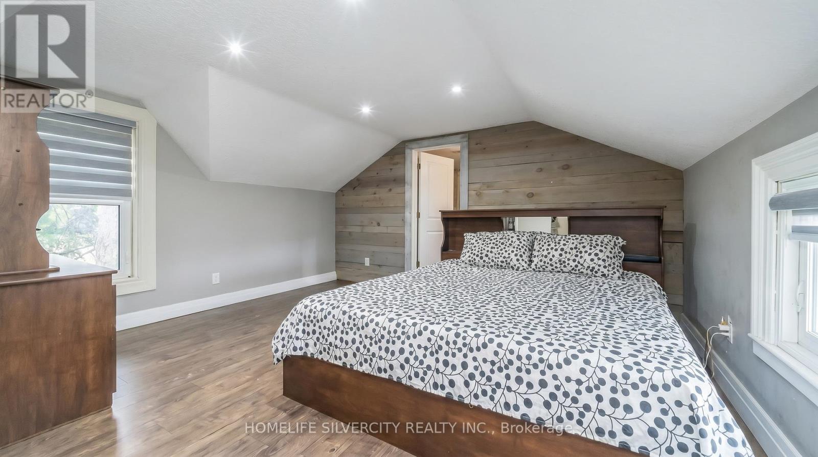 184 POTTRUFF ROAD - 22