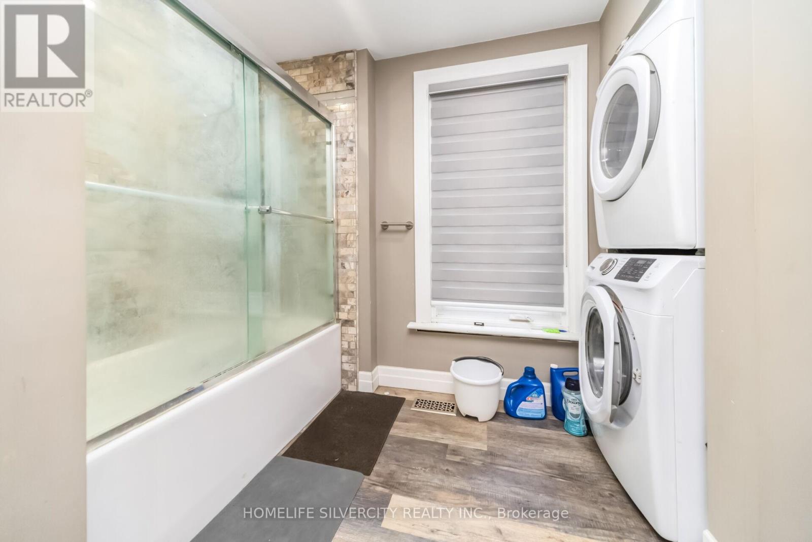 184 POTTRUFF ROAD - 24