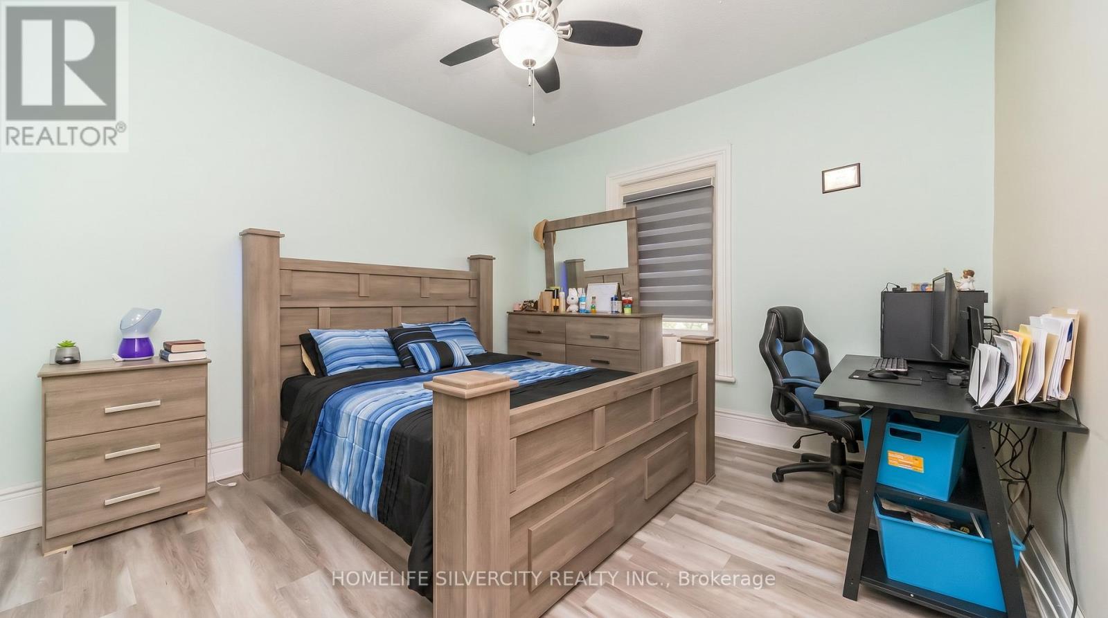 184 POTTRUFF ROAD - 25
