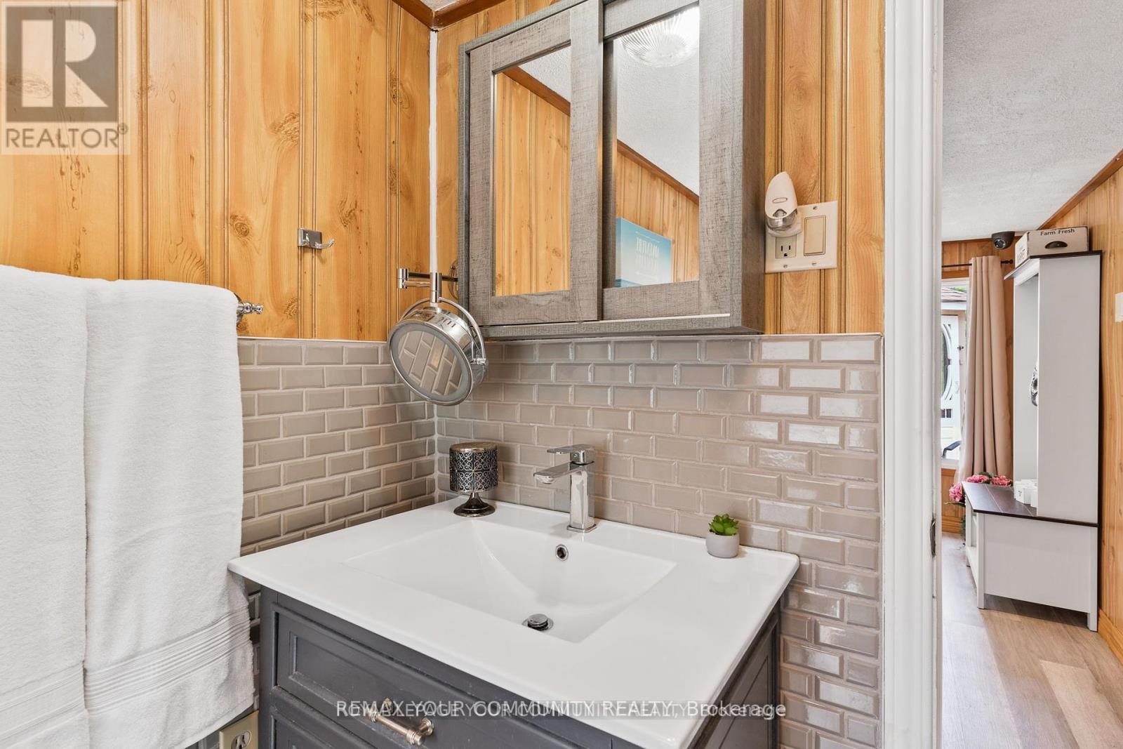 1139 CANUCK TRAIL - 17
