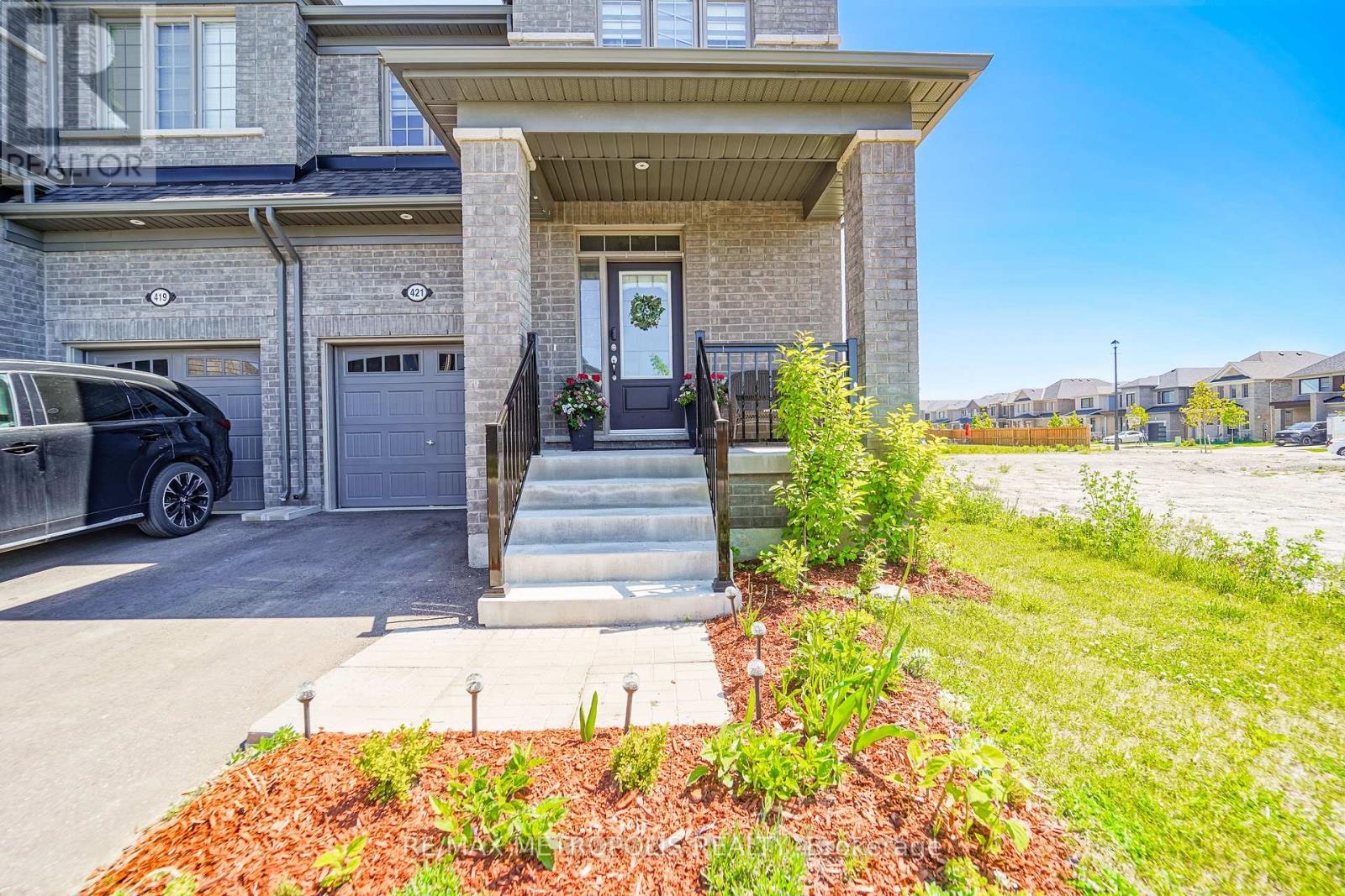 421 TREVOR STREET - 15