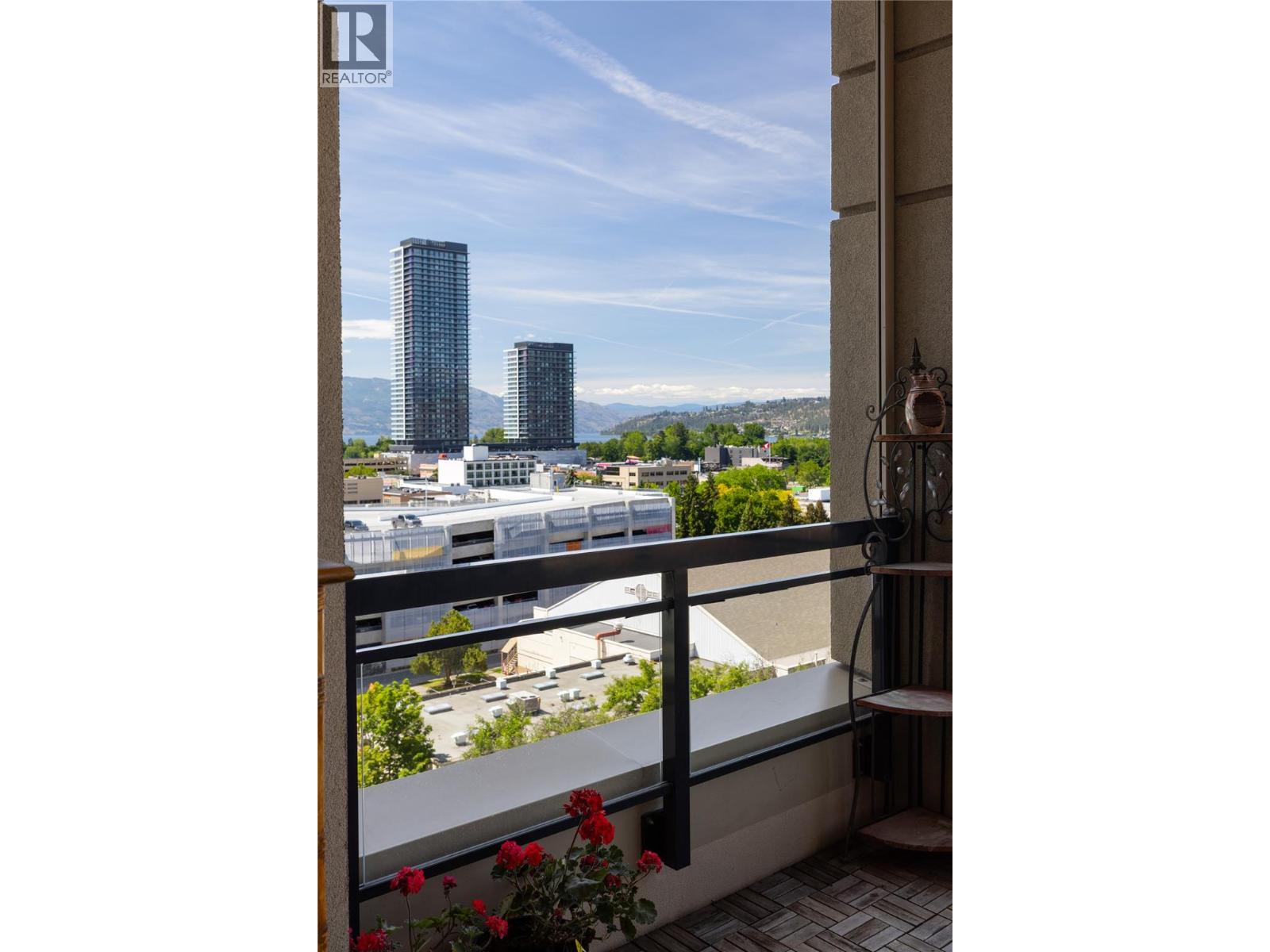 903 1395 Ellis Street, Kelowna