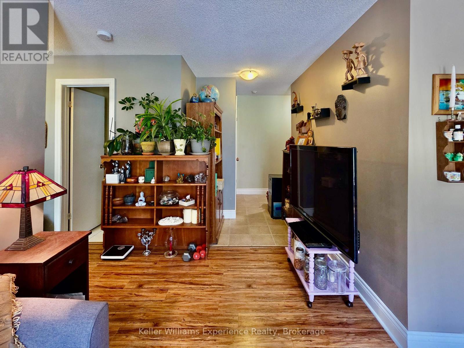 #102C 661 CEDAR LANE - 20