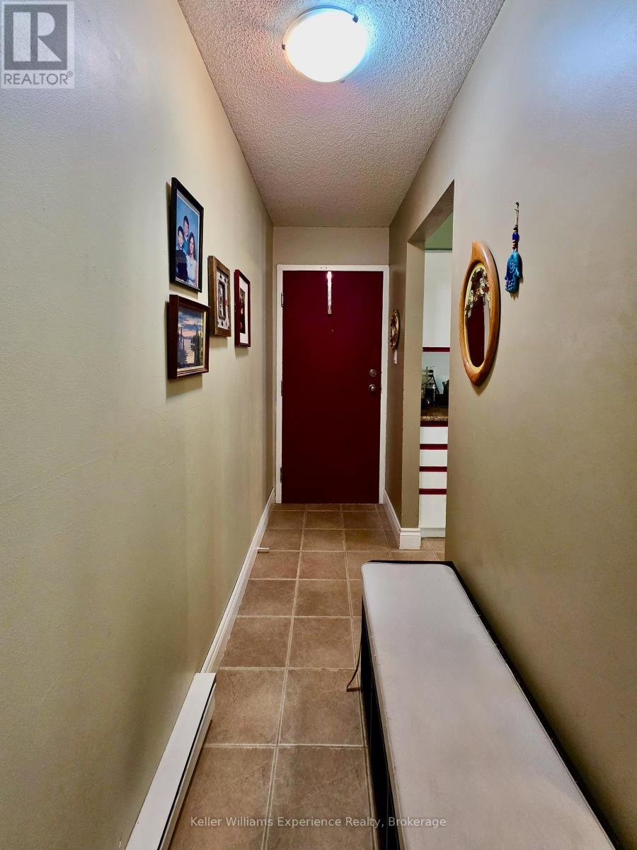 #102C 661 CEDAR LANE - 31