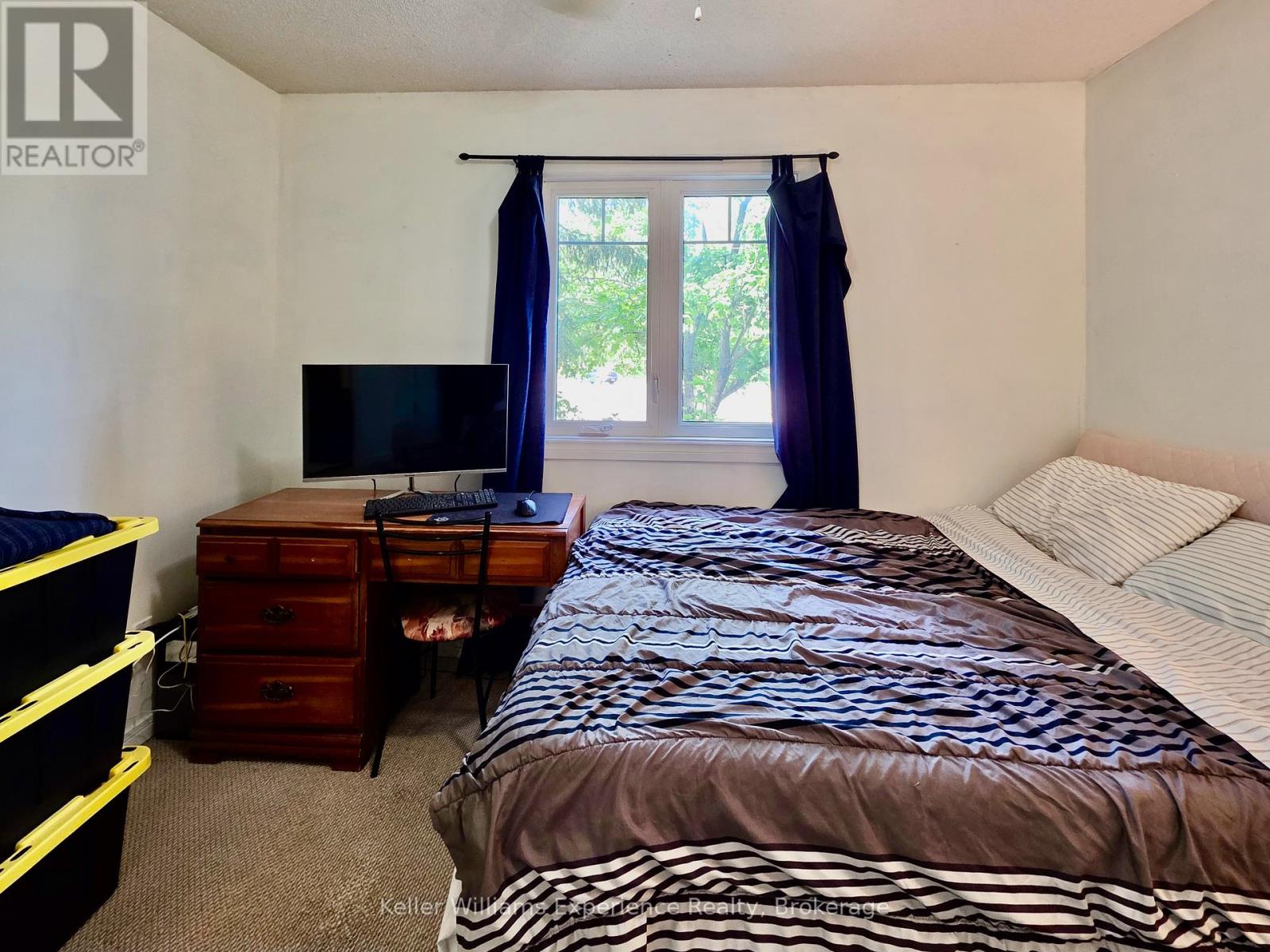 #102C 661 CEDAR LANE - 41