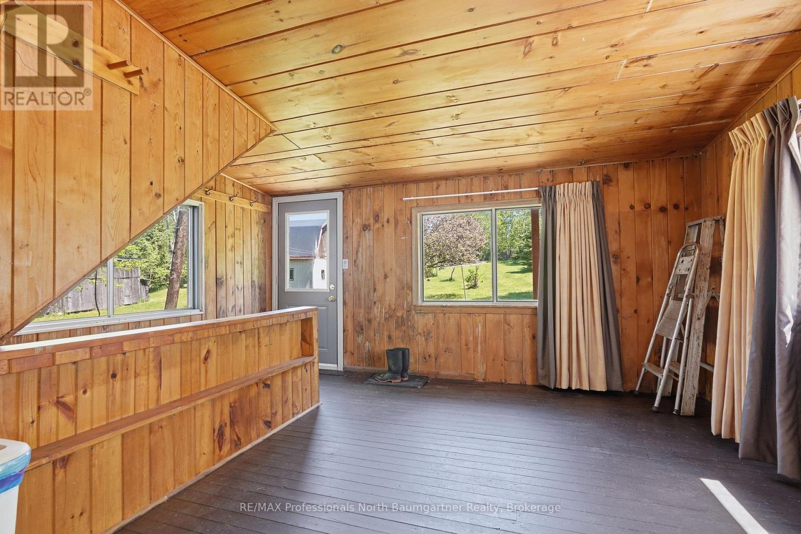 6189 LOOP ROAD - 23