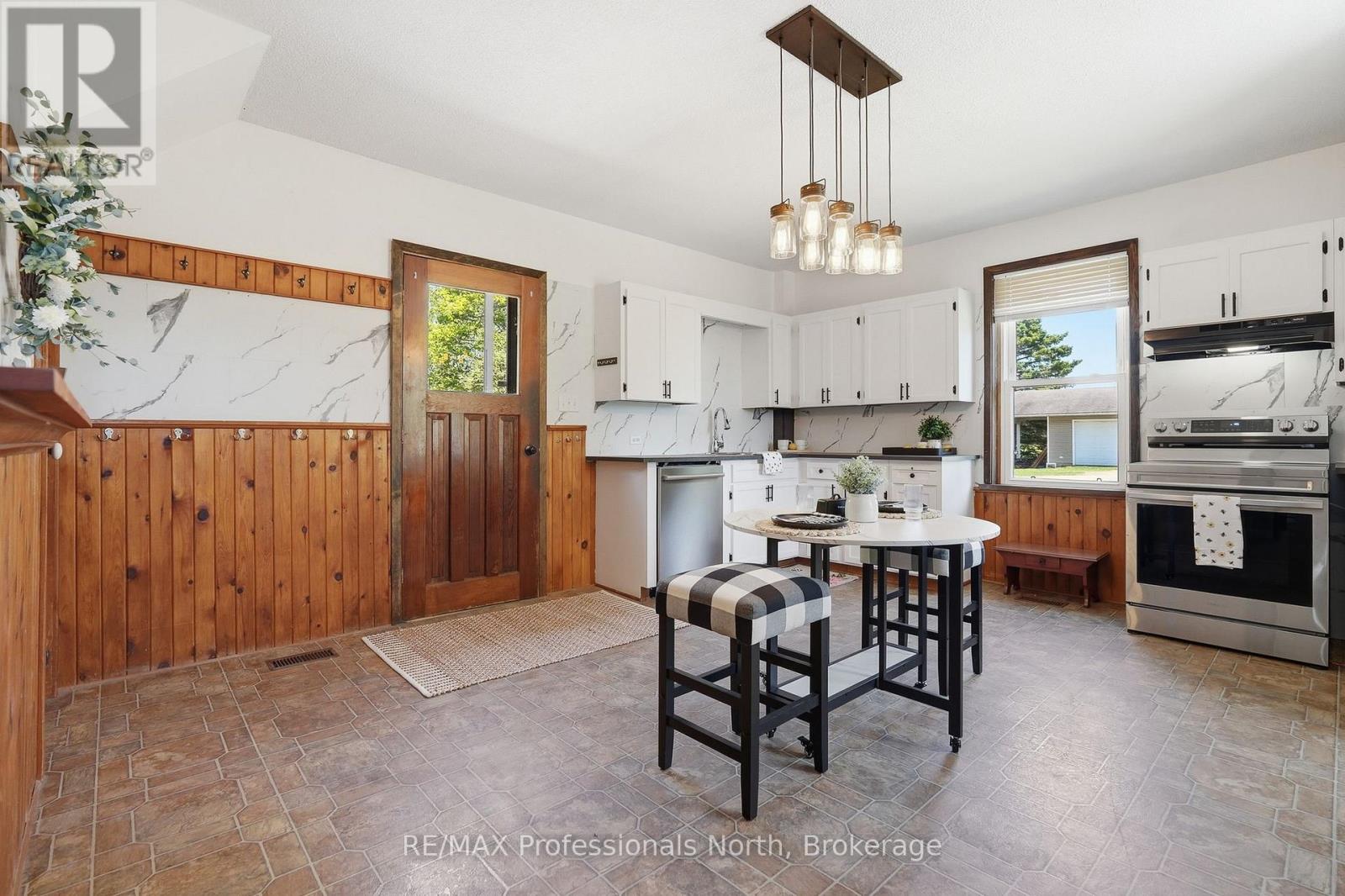 230 PICKEREL & JACK LAKE ROAD - 6