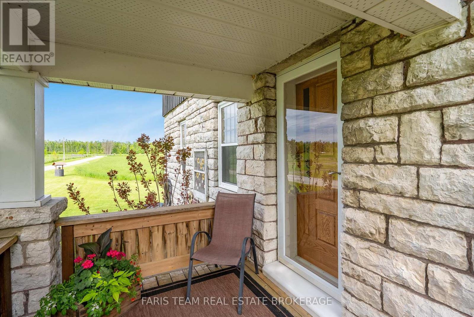 94 AVERY POINT ROAD - 33