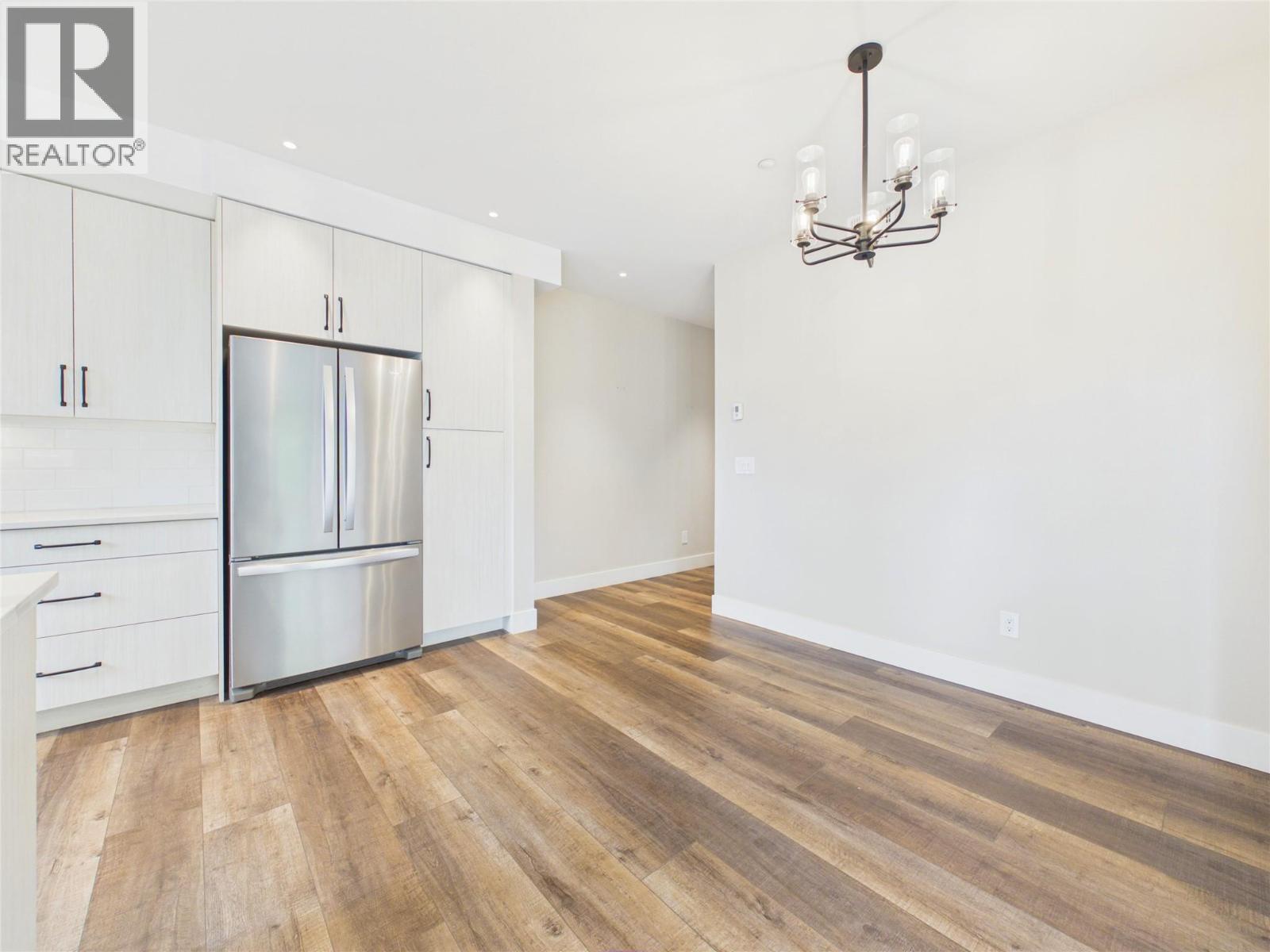 #308 110 ELLIS Street - 24