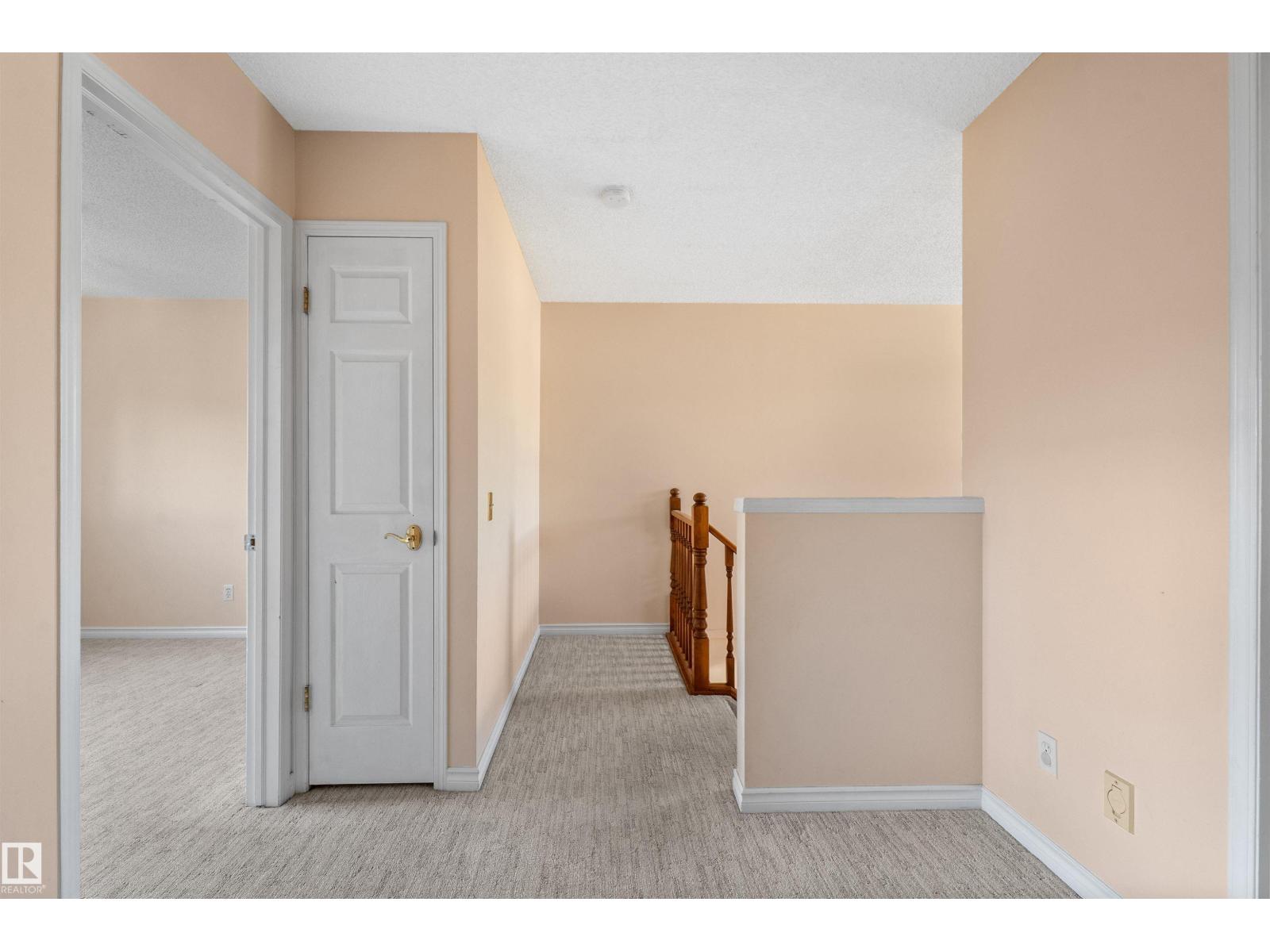 #5 20 DEERBOURNE DR — photo 33