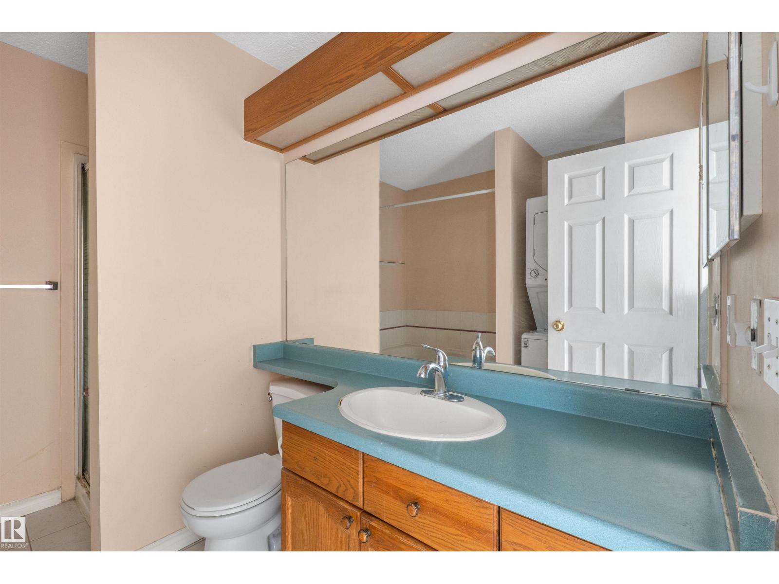 #5 20 DEERBOURNE DR — photo 44