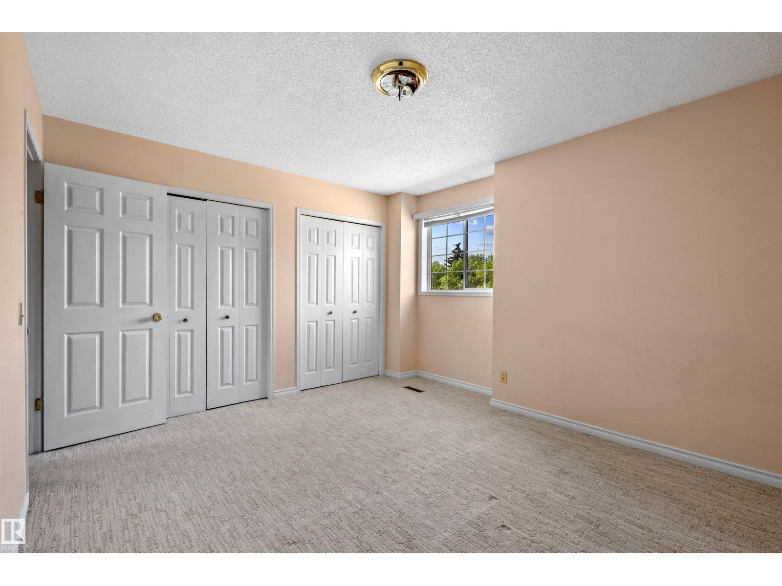#5 20 DEERBOURNE DR — photo 48