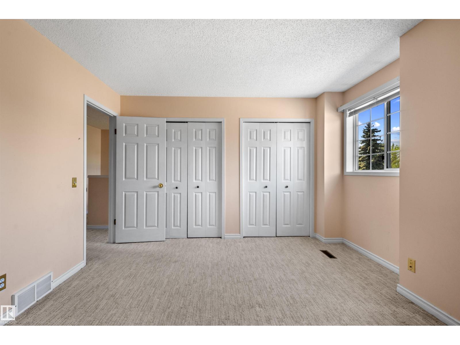 #5 20 DEERBOURNE DR — photo 49