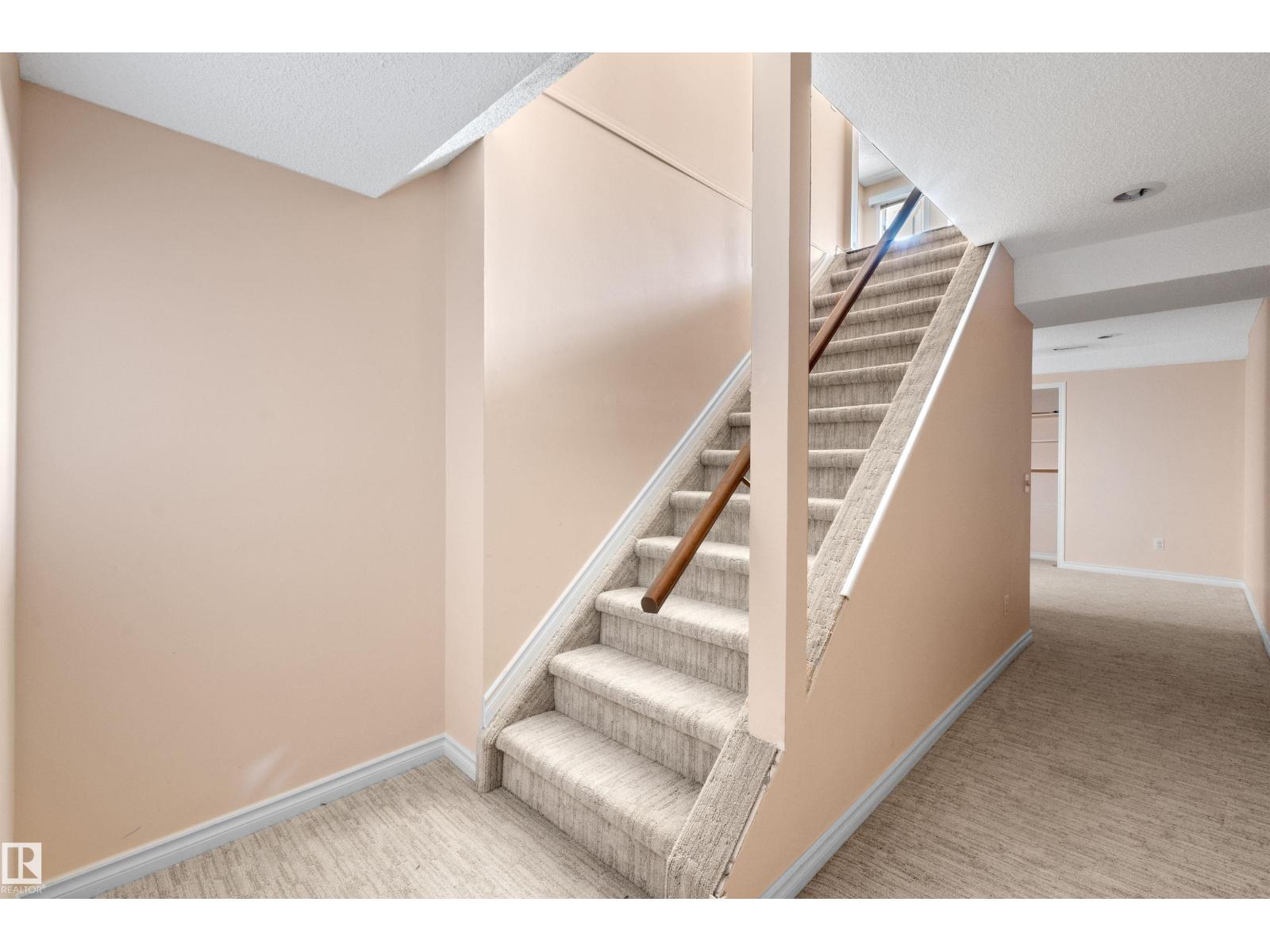 #5 20 DEERBOURNE DR — photo 51