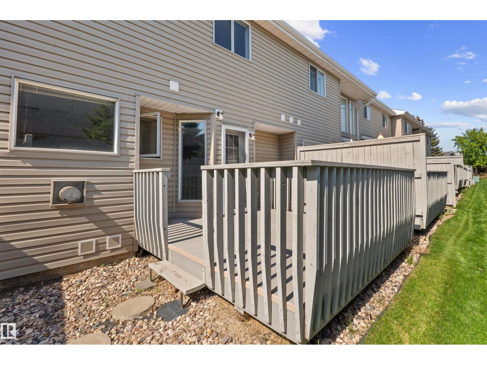 #5 20 DEERBOURNE DR — photo 56