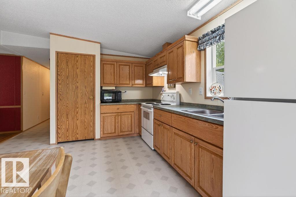 124 Allen DR - 10