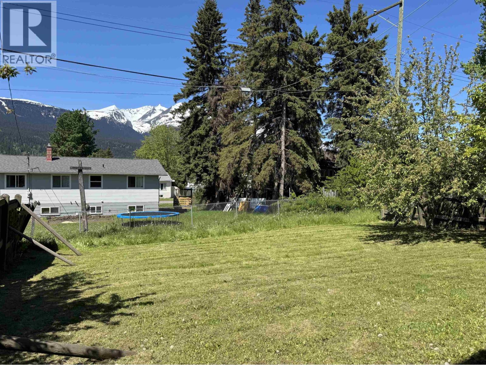 3845 9TH Avenue, Smithers