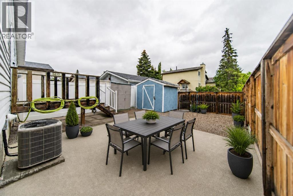 5119 30 Avenue SW - 19
