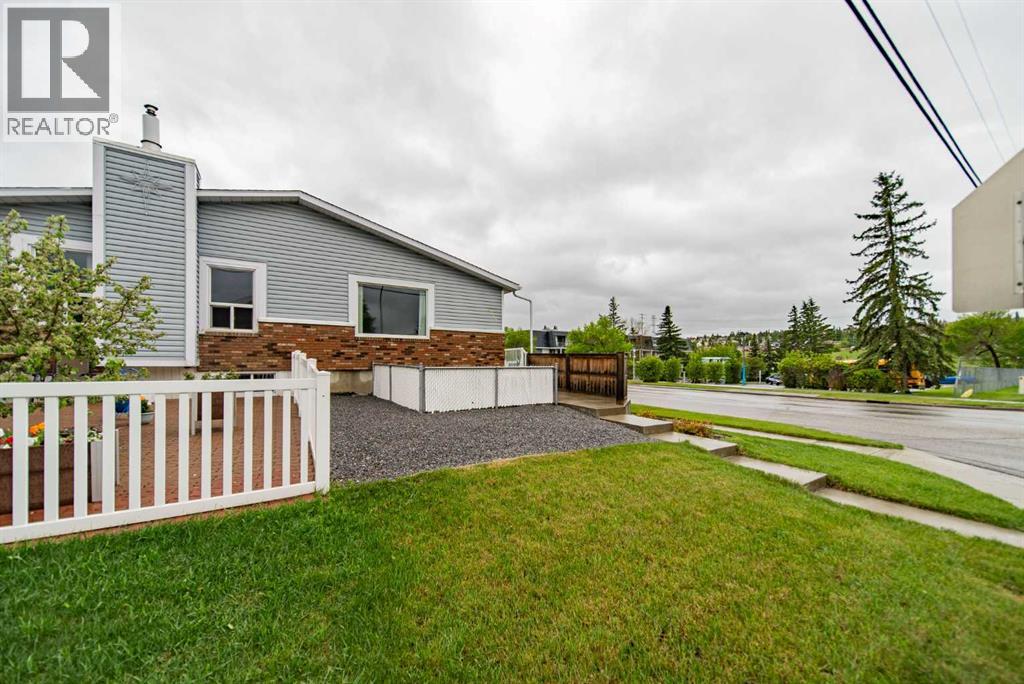 5119 30 Avenue SW - 23