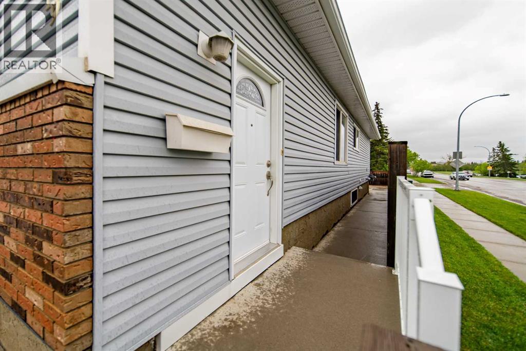 5119 30 Avenue SW - 24