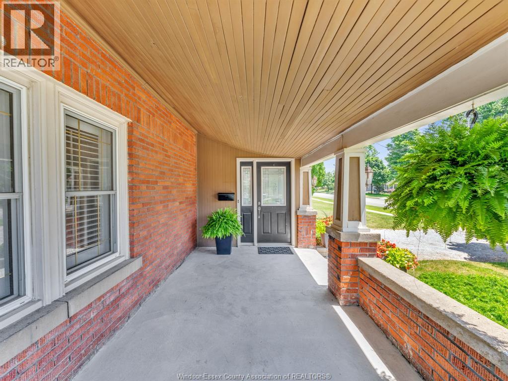 230 MAIN STREET East - 7