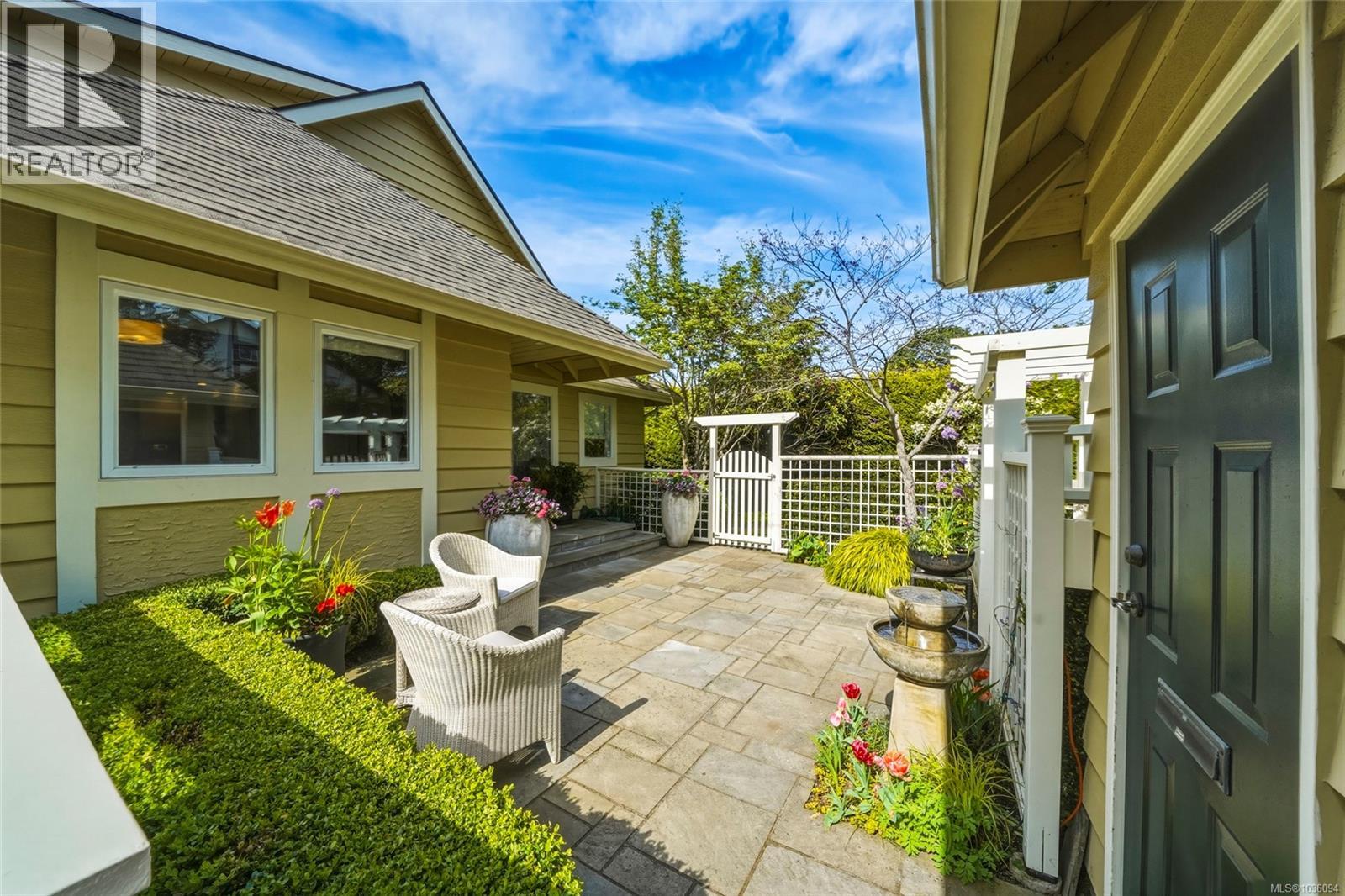 590 Island Rd - 42