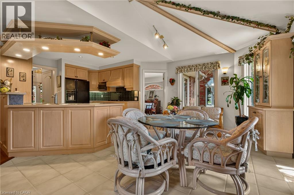 21 FERN Avenue - 13