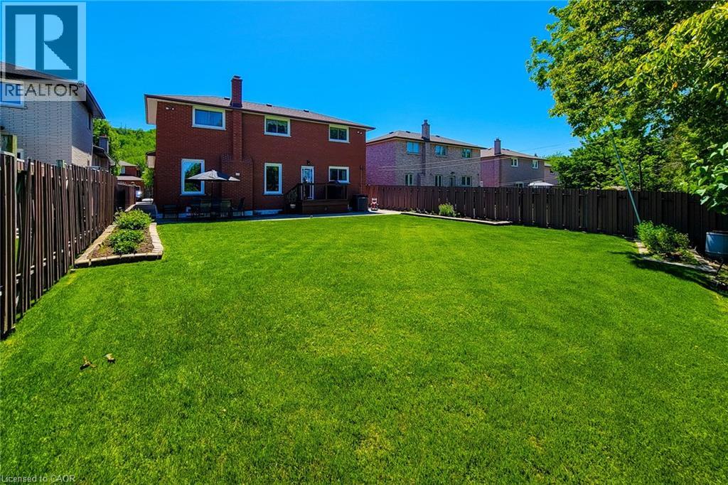 56 TEAK Street - 12