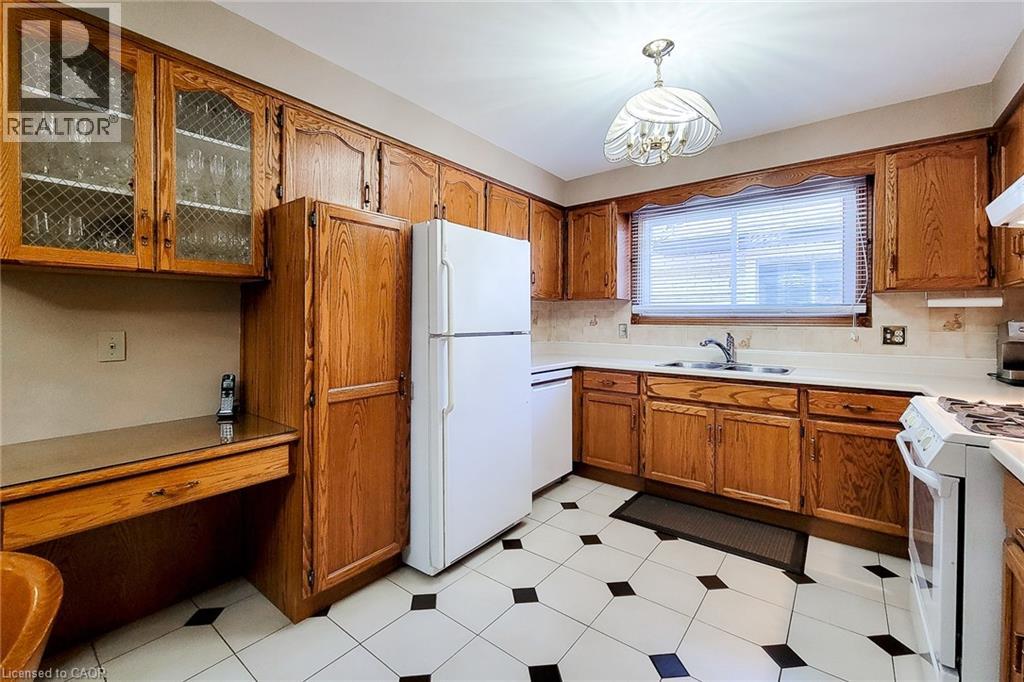 56 TEAK Street - 23
