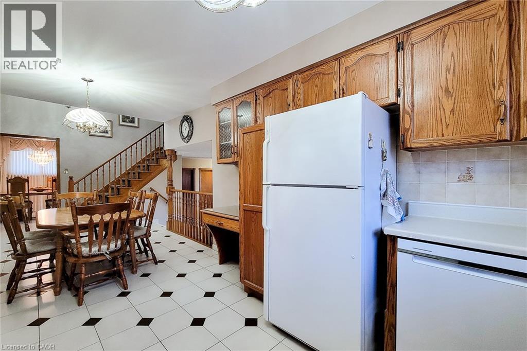 56 TEAK Street - 25