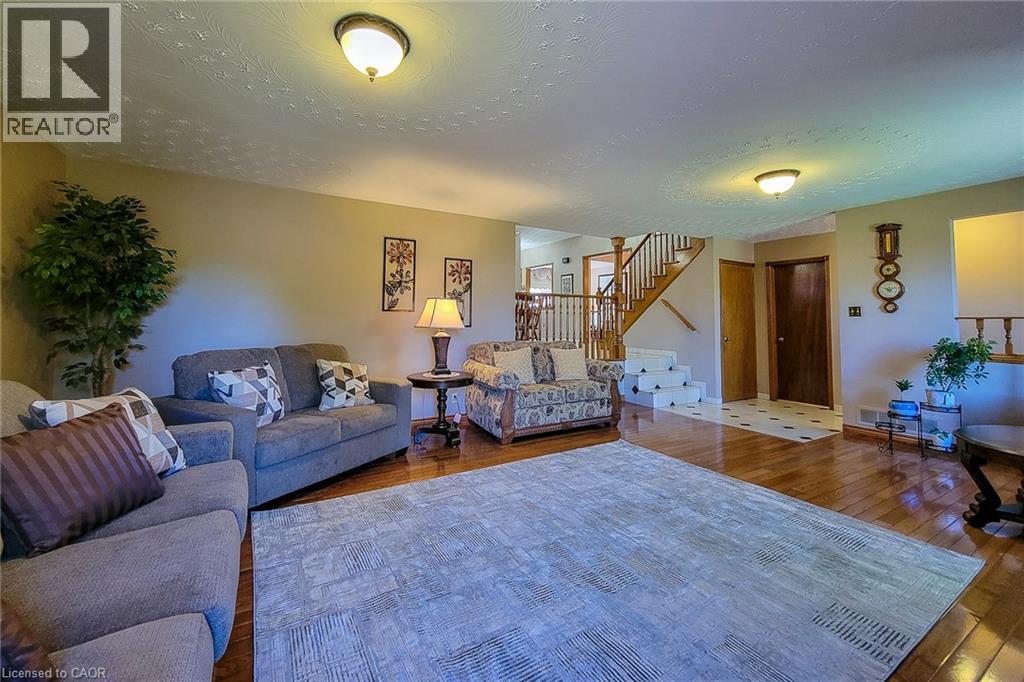56 TEAK Street - 27