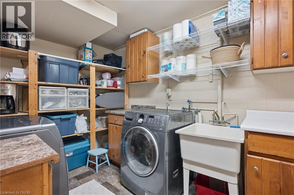 #8 236 KINGSWOOD Drive - 44
